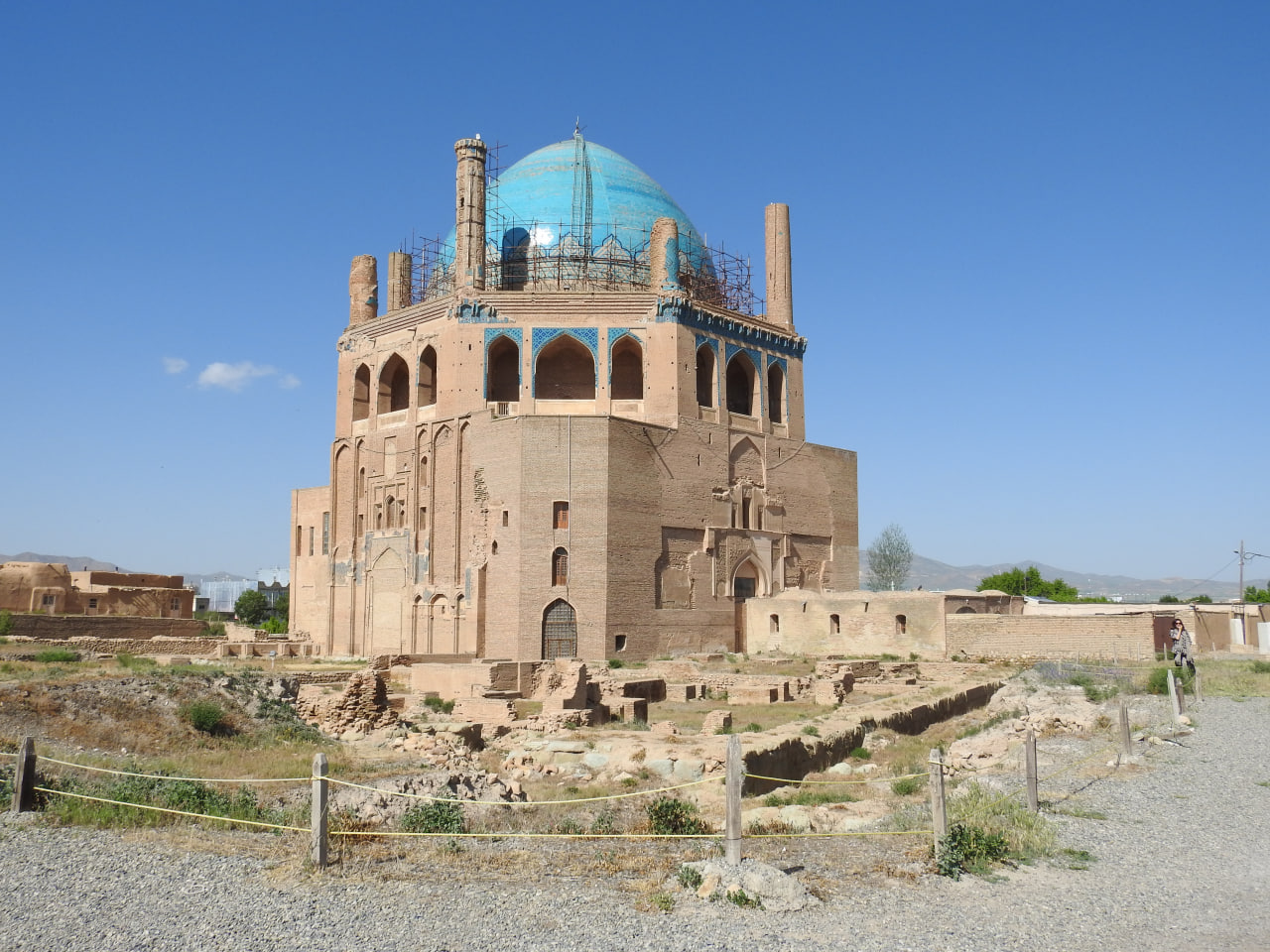 Soltaniyeh Dome Zanjan Iranian Birding Club
